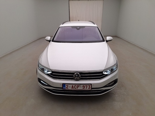 Volkswagen Passat Variant 1968.0 cc Automatic (2021)