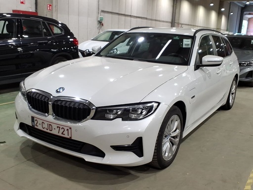BMW 330 1998.0 cc Automatic (2022)