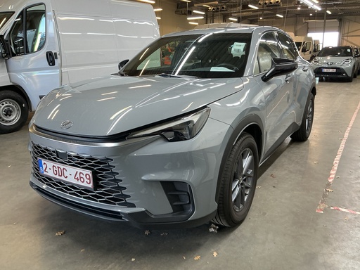 LEXUS LBX 1490.0 cc (2024)