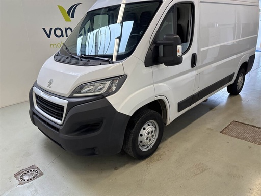 PEUGEOT Boxer Manual (2022)