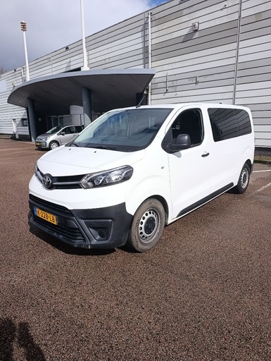TOYOTA Proace 1499 cc Manual (2021)