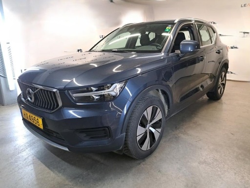 VOLVO XC40 1477 cc Automatic (2022)